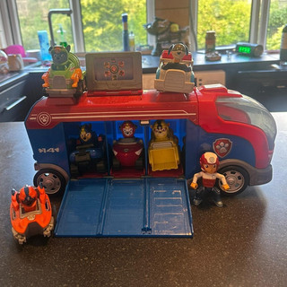 PAW Patrol Mission Paw Patroller Transforming Rescue Vehicle Playset Rubble