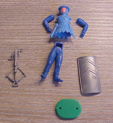 Ritter 3 - blau/hellblau -Zubehör silber- aus Ritter mit Armbrüsten D/EU 1987/88