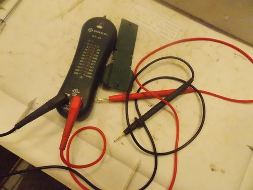 GREENLEE GT-65 Voltage Continuity Polarity AC DC Volt Tester Non-Contact 5-1000v