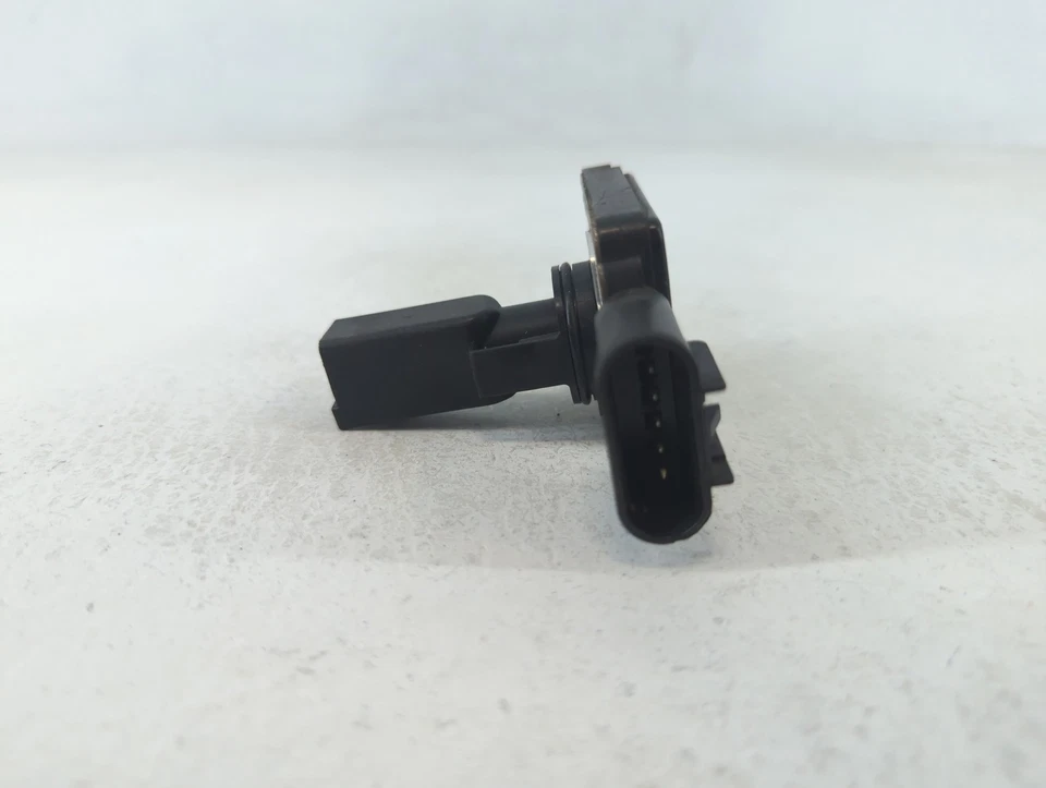 Medidor de flujo de aire másico Chevrolet Malibu 2004-2008 Maf HMFUU Foto 2 de 4
