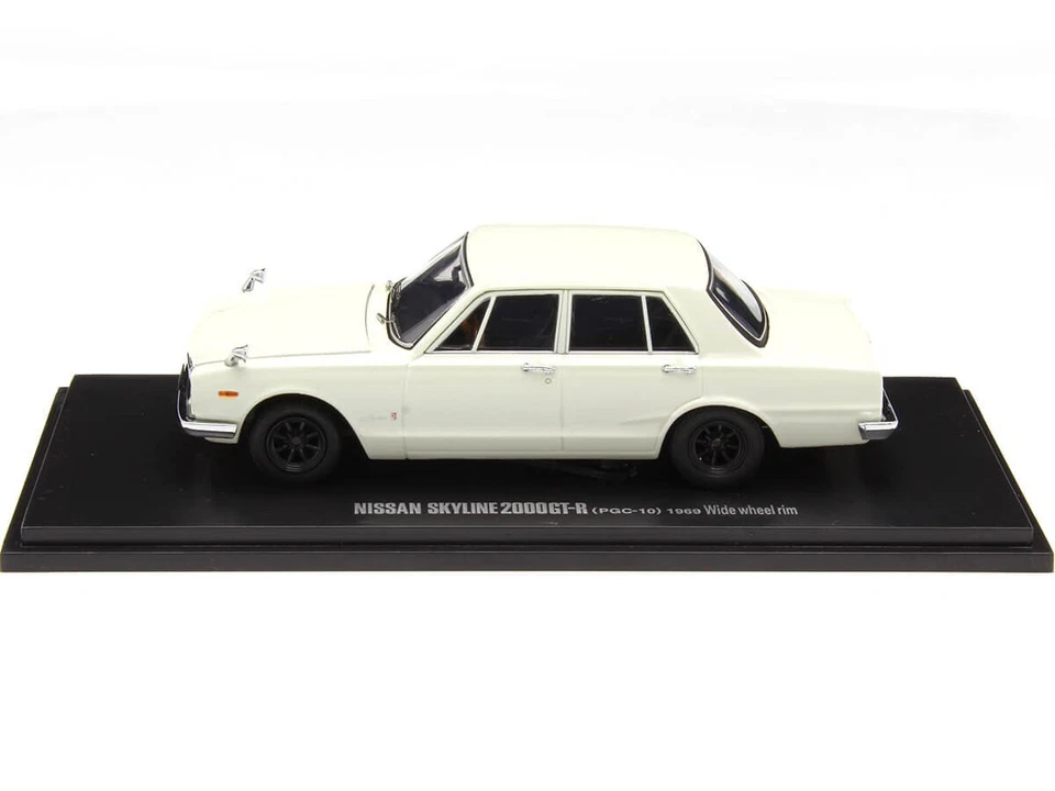 Nissan Skyline 2000 GT-R, escala 1:43 de Kyosho Foto 2 de 4