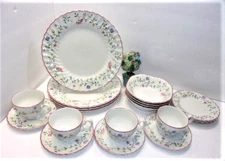Set of 20-Pc ~ Vintage Johnson Brothers "Summer Chintz"  China Dinnerware for 4