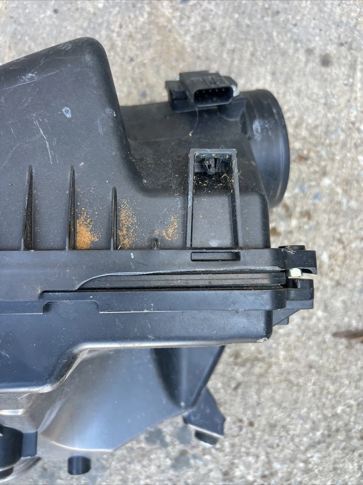 2016 Acura RLX Airbox Assembly - Image 4 of 4