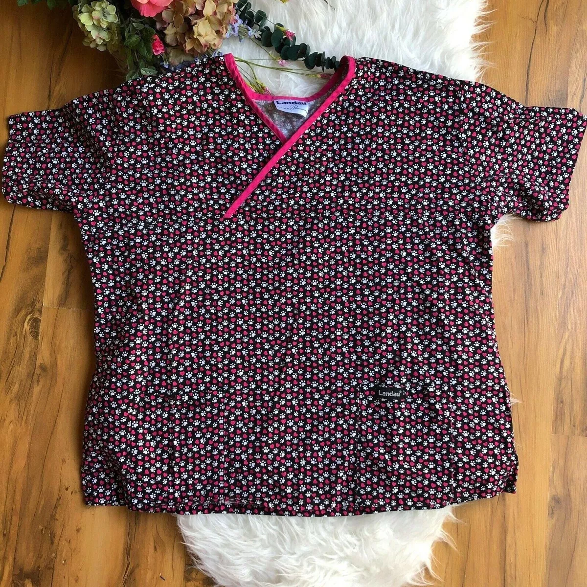 Landau Pink Black White Cotton Heart Paw Print Nursing Vet Scrub Top Womens 3XL