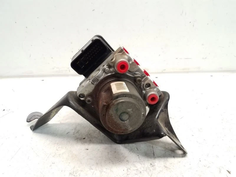 Bomba de freno antibloqueo Honda Accord (LX/2,4 L) 2003-04  Foto 3 de 4