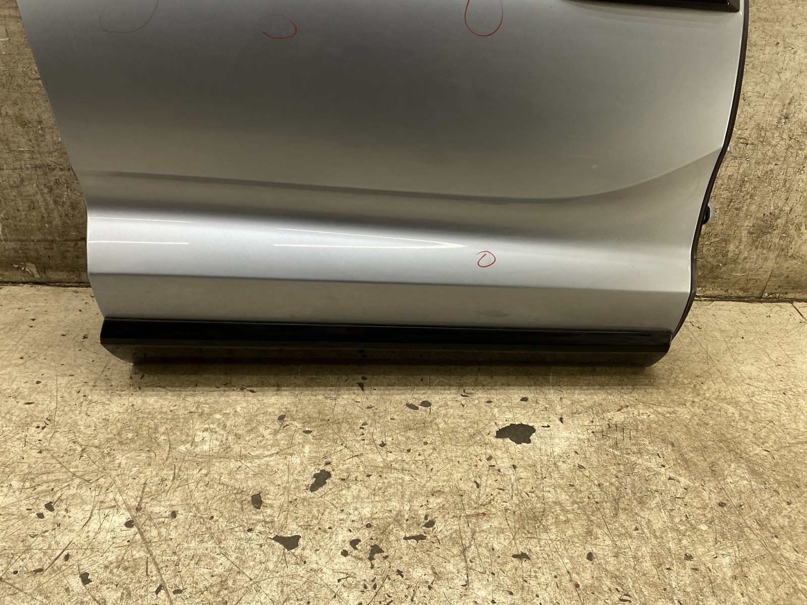 2020-2025 ASTON MARTIN DBX OEM RH FRONT RIGHT DOOR W/O GLASS *LIGHT SCRATCHES*