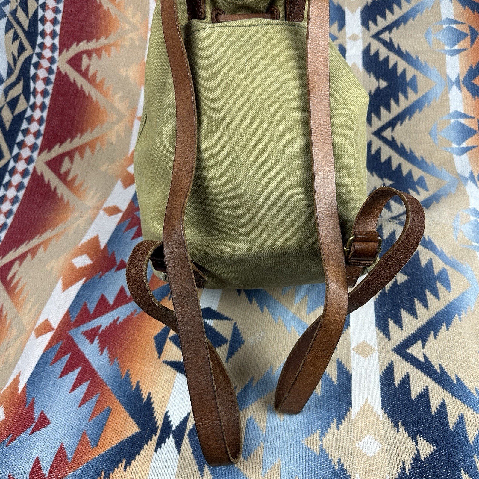 Madewell Somerset Drawstring Backpack Leather Oli… - image 5