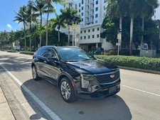 2024 Cadillac XT4 FWD 4dr Premium Luxury