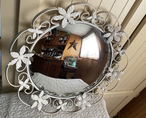 VTG  Enameled Iron White Flower CONVEX MIRROR England Charming Cottage MCM 18”