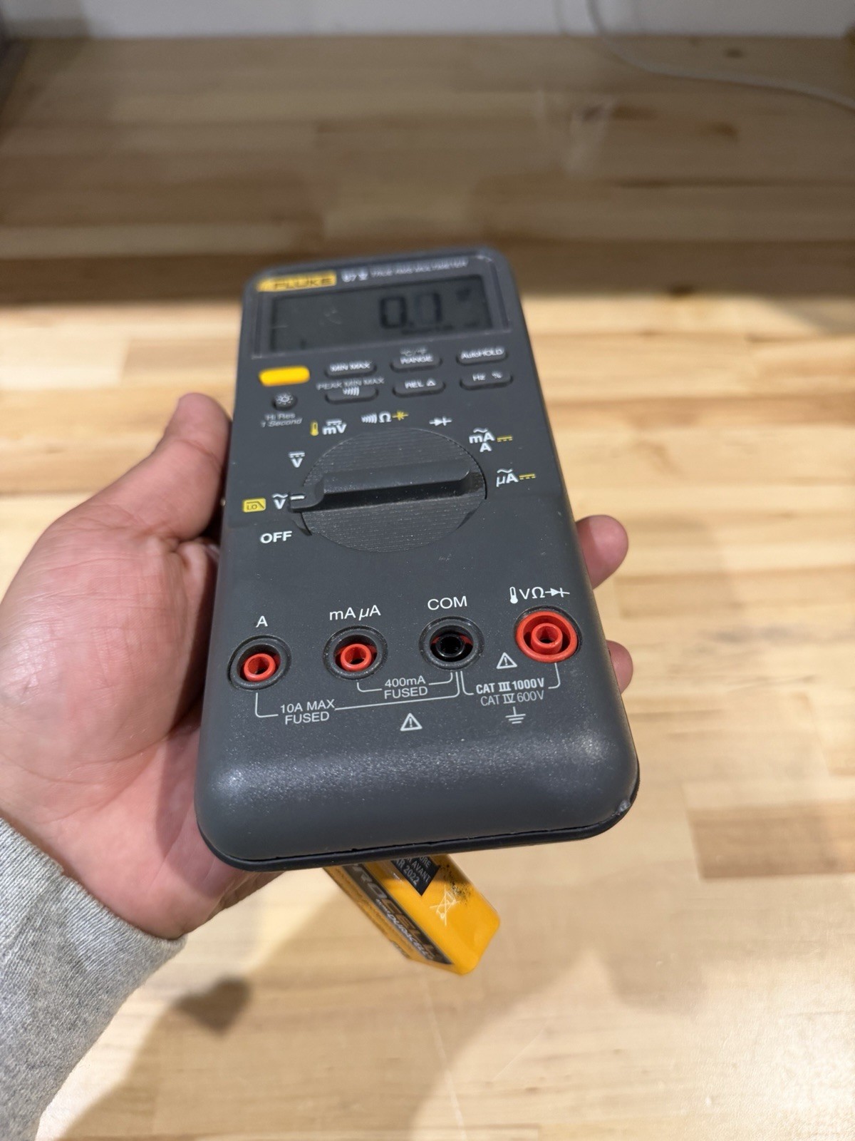 FLUKE 87V TRUE RMS MULTIMETER (PARTS ONLY) FOR PARTS - SHIPS FAST