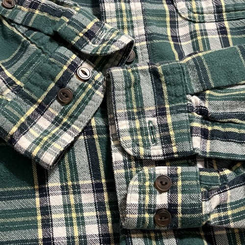 Vintage LL Bean Green Plaid Button Up Shirt Men's Sz L Long Sleeved Pockets - Picture 5 of 10