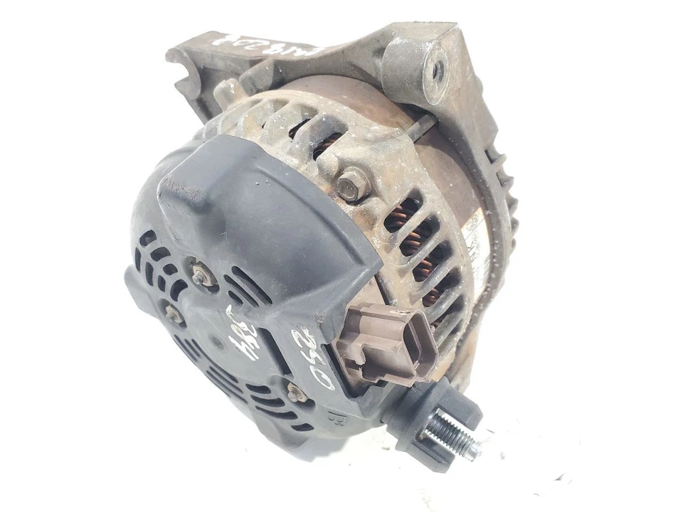 Alternador VPG MV-1 2012 OEM 155 amperios 9W7T10300AA Foto 2 de 4