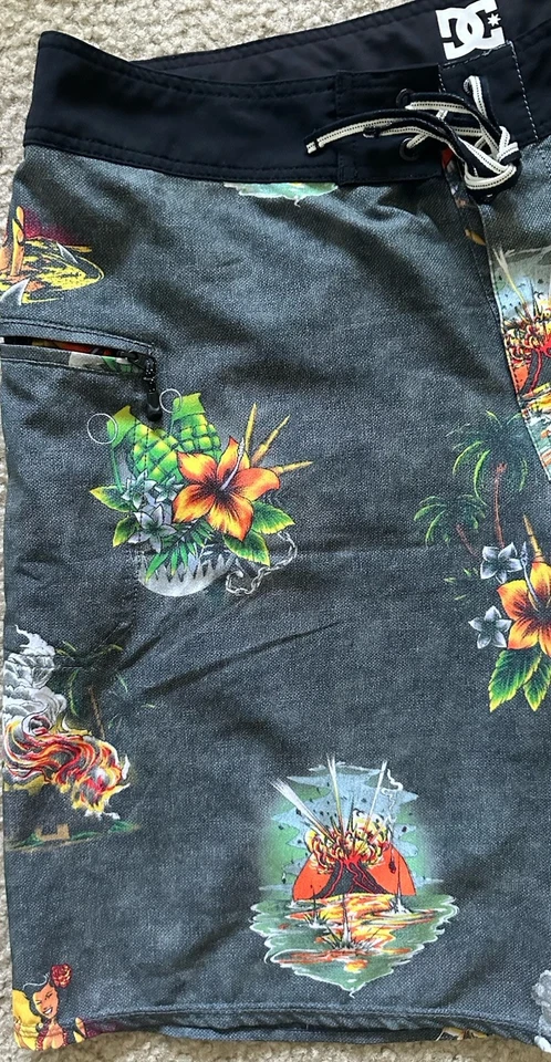 Bañador DC Talla 33 Board Shorts Surf Playa Piscina Verano Hawaiano Tropical Foto 3 de 4