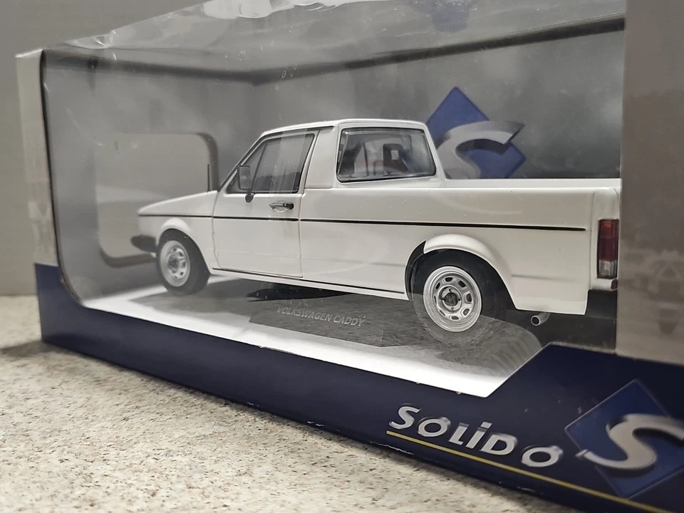 Solido 1:18 Scale 1982 White Volkswagen Caddy MK-1 Diecast Truck - Image 2 of 4