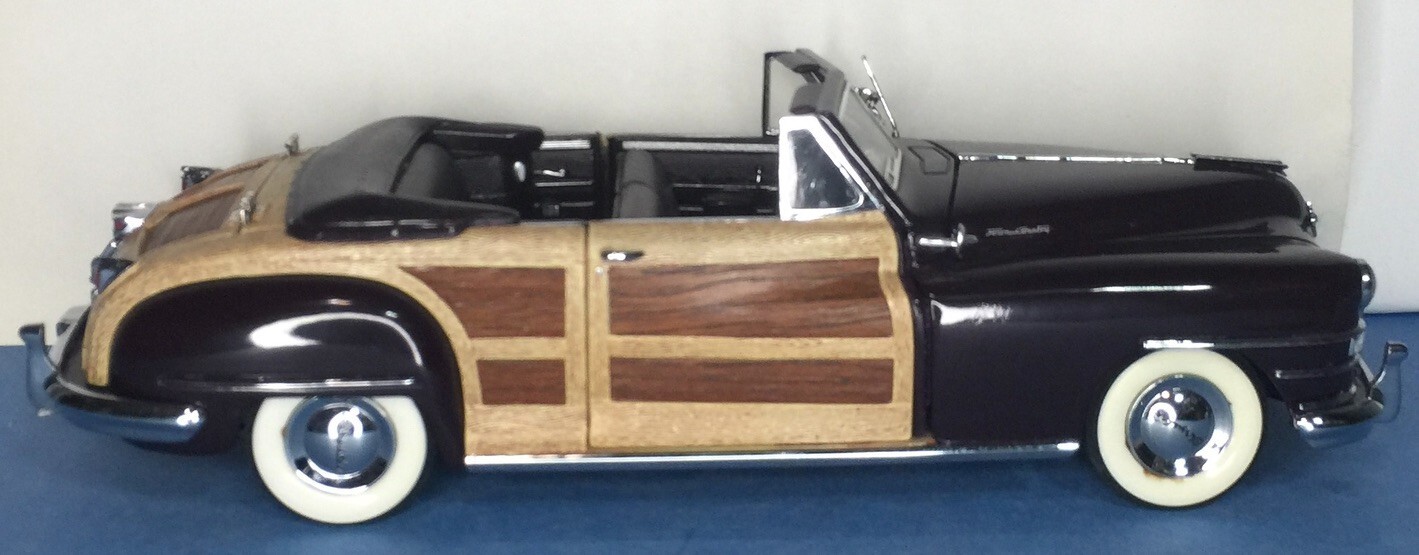 Danbury Mint 1948 Chrysler Town & Country 1:24 Scale Diecast Model Car