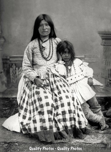 Wife of Geronimo & Child 8.5x11" Photo Print Ta Ayz Slath Native American Apache - 第 1/1 張圖片