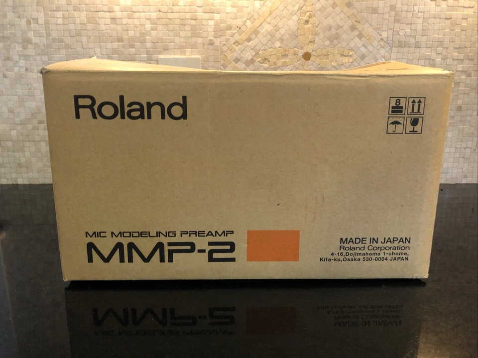 New Boxed Roland MMP-2 Mic Modeling Preamp 24bit 96kHz AC100V Manual Software - Image 2 of 4