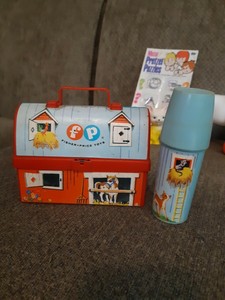 barn lunch box with silo thermos