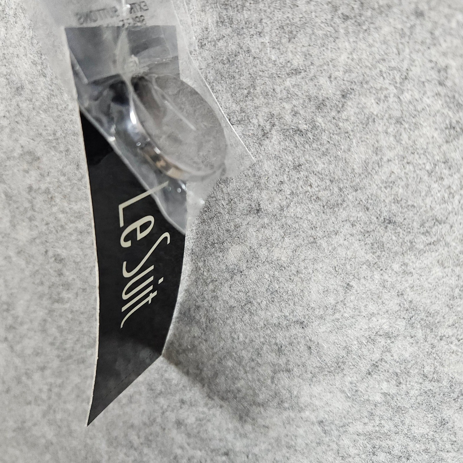 Le Suit Women's Navy Pinstriped Blazer Pants Suit Size 10 Professional NEW NWT