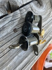 1989 Ford Bronco Ii Xlt Door And Hatch Locks With 1 Key Black Face. 1989 Ford Bronco Ii Xlt Door And Hatch Locks With 1 Key Black Face.