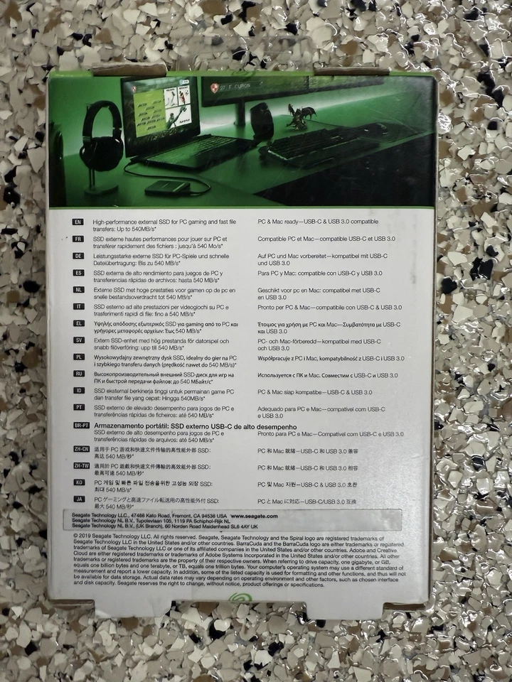 Seagate BarraCuda Fast 2TB Portable External SSD (STJM2000400) - Image 3 of 4