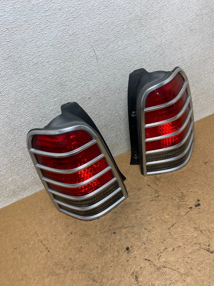 Juego de luces traseras laterales izquierda+derecha Mercury Mariner 2005 2006 2007 S7331 DW Foto 3 de 4