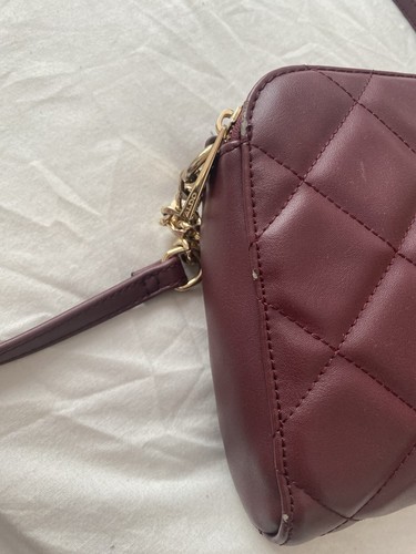 Women Bags - Picture 2 of 5