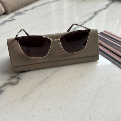 Ted Baker London style TBW122 sunglasses. NWT $_57.JPG?set_id=8800005007 main image 4