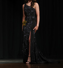 Sherri Hill hill size 4 Designer Gown, Formal, Wedding, Pageant, Glittering