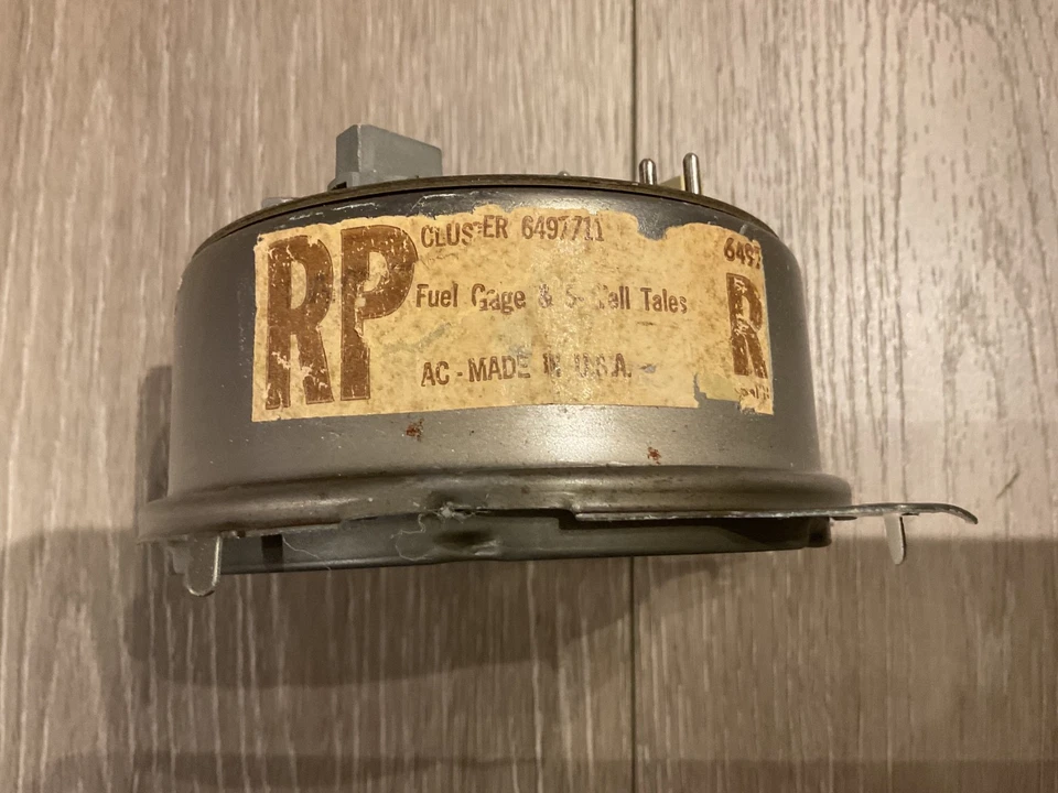 Oldsmobile Cutlass 442 Fuel Gauge refurbished 1971 1972 - Image 4 of 4