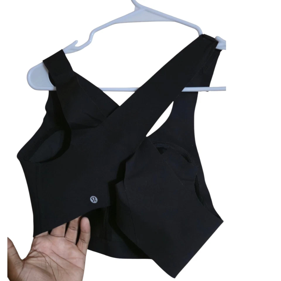 Lululemon Bra Women 38DD Black Athleisure Crossfit Cross Back Sportswear Gym  - Image 2 of 4