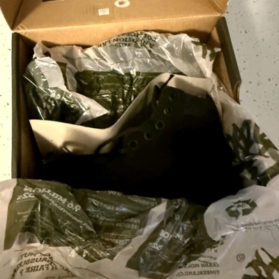 Timberland Premium 6 in Waterproof Black Nubuck Boot Kids Size 6 Lace Up