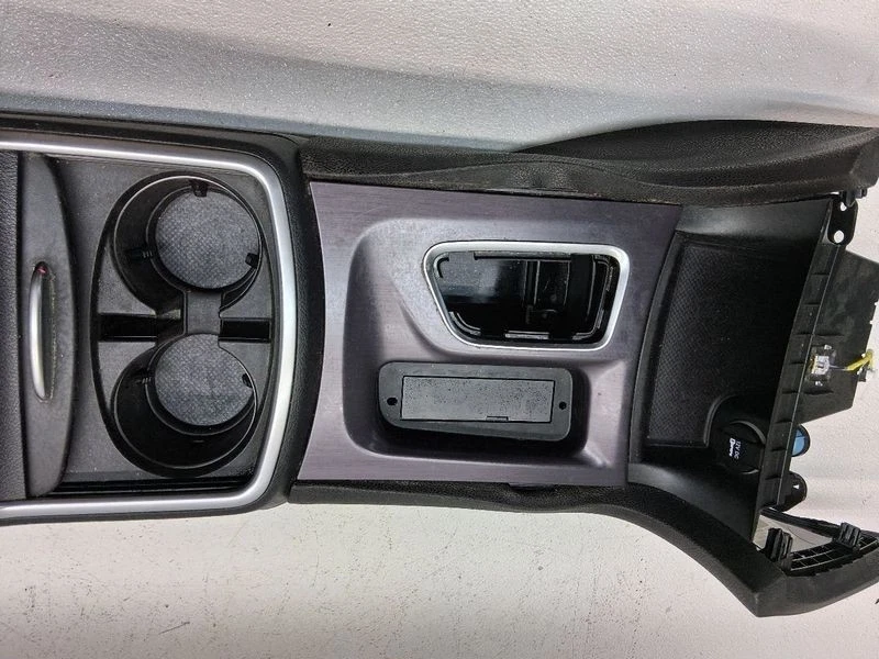 2015-2020 Dodge Charger Front Floor Center Console W/O Police Package Black OEM - Изображение 3 из 4