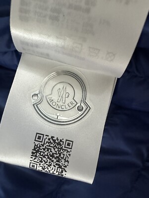 Moncler Grenoble Hers Jacket - M Blue. NWT. Size 4. (XL) Coat
