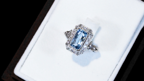 Trauring 1,16 ct Aquamarin und 0,30 ct Diamant Platin - Video 1 von 1