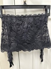 Vintage 2002 Victoria Secret Skirted Black Lace garter Belt Thong Size Small