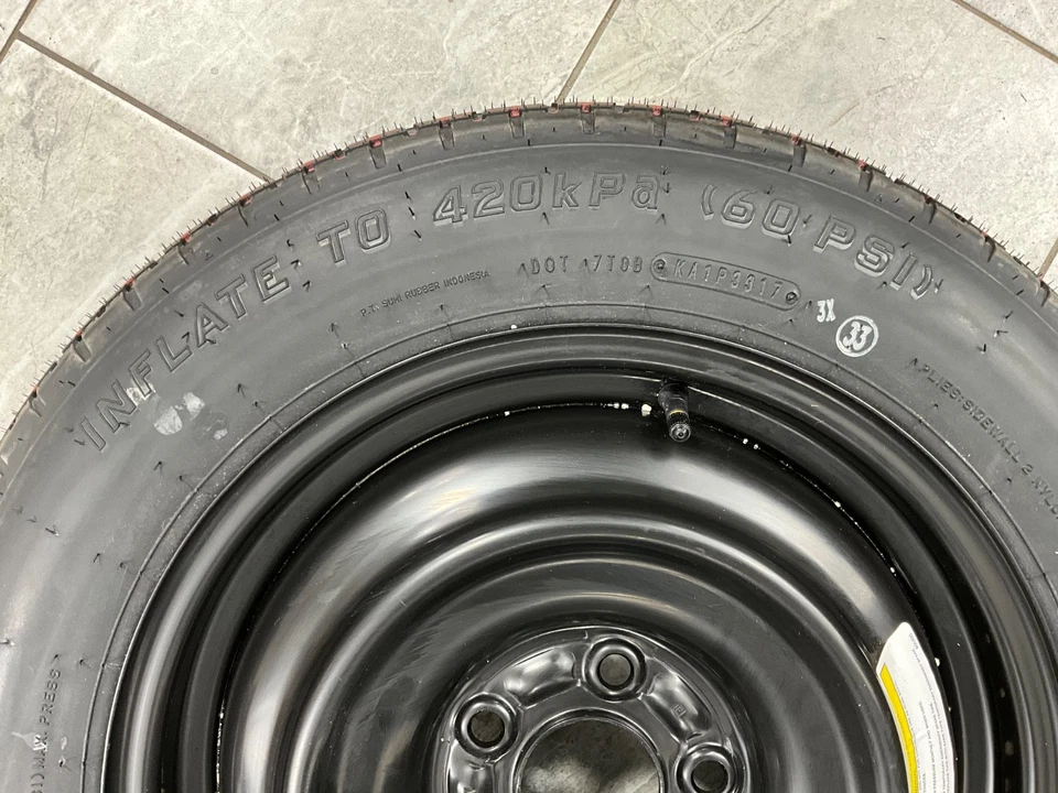 Nissan Rogue Sport Donut 2018 mini neumático temporal compacto de repuesto 145/90/16 OEM Foto 3 de 4