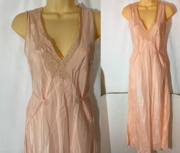 Vtg 1930s/40s Long Nightgown Maxi Gown Dress Lace Peach Bias Cut