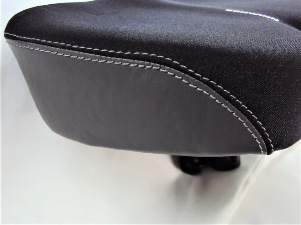 SCHWINN EXTRA WIDE ERGONOMIC CUSHIONED COMFORT GEL SEAT TU-TONE DOUBLE STICHED - Image 3 of 4