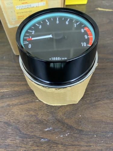 KAWASAKI NOS KZ750 1976-1980 TACHOMETER ASSEMBLY 25015-1008 #31 - Bild 3 von 5
