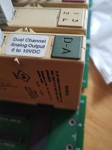One OPTO22 SNAP-AOV-25 Welcome counteroffer - Picture 3 of 3