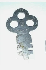 Mills, Jennings, Watling Slot Machine Trade Stimulator Coin Operated key