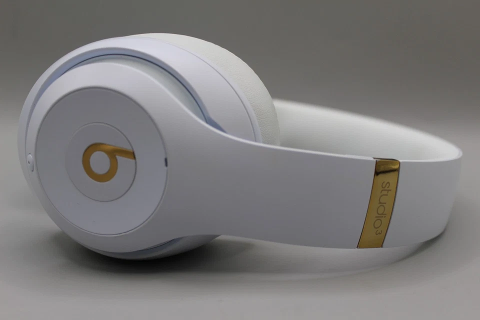 Beats Studio3 Wireless, photo 1 of 5