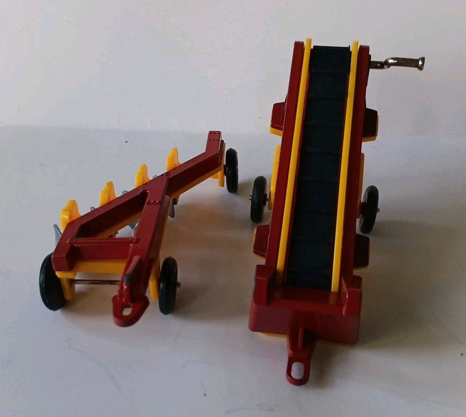 Picture 1 of 6