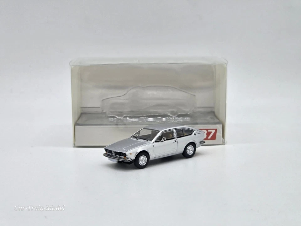 Alfa Romeo Alfetta GT - PCX87 - 1:87 1/87 - Immagine 2 di 3