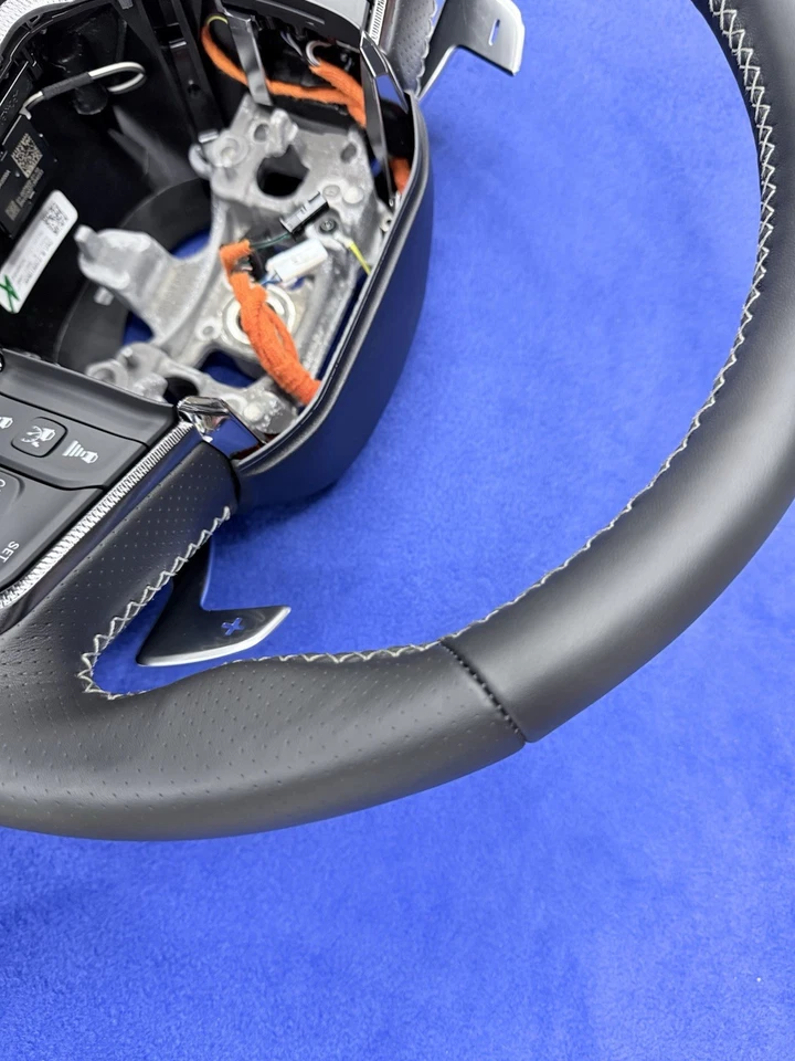 2025 - 2026 Ram 1500 RHO 原始设备制造商桨移加热黑色皮革方向盘 — 第 4/4 张图片