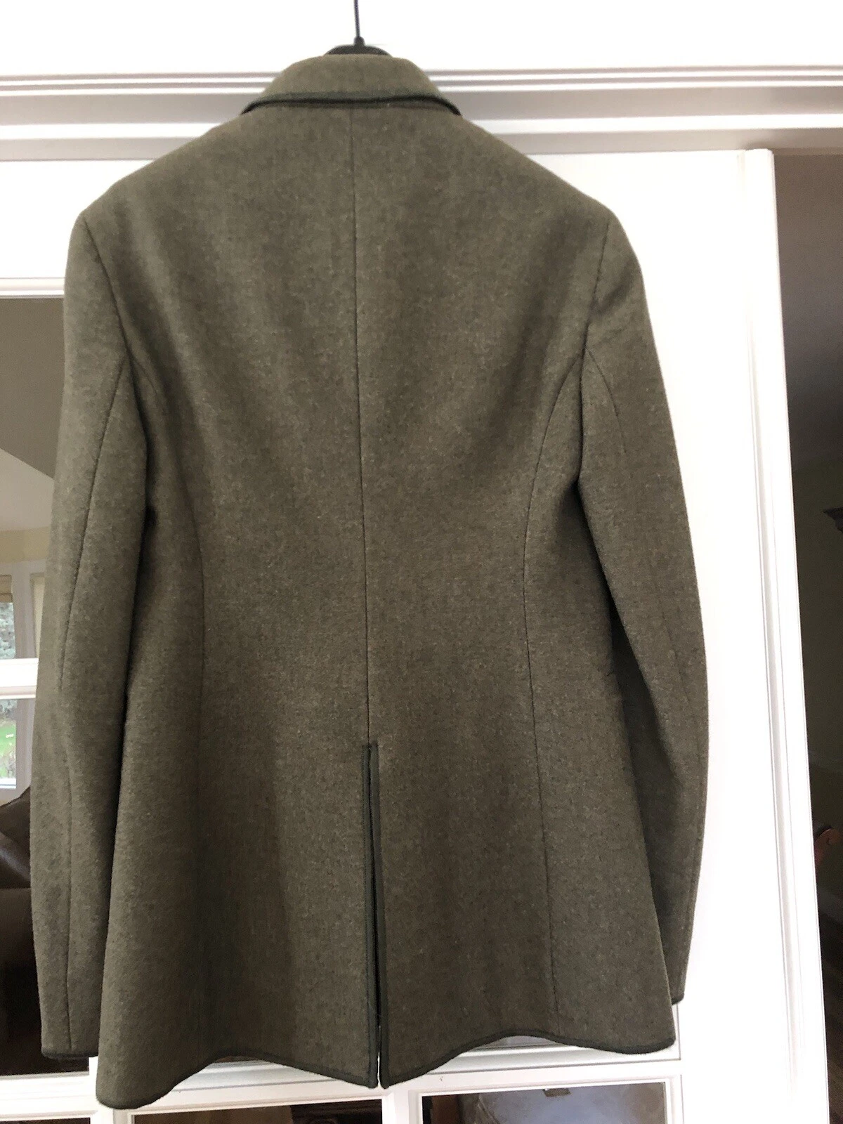 Giacca blazer lana verde kaki Miu Miu taglia 40 Italia S US ottime condizioni