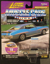 Johnny Lightning '71 Pontiac GTO Judge Muscle Cars USA near S scale 1/64