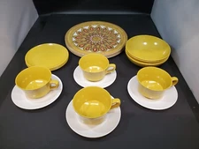 Vintage NHP Artisan Ware Melamine Melmac 20 Piece, 4 Place Complete Settings.