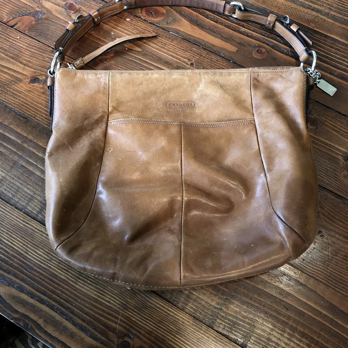 Authentic Coach Full Grain Cowhide Leather Purse Handbag